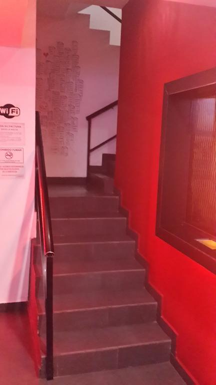 Hotel Red Room パナマ・シティー エクステリア 写真